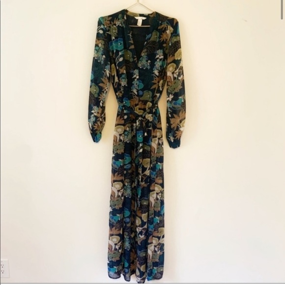 ❌SOLD❌H&M conscious long sleeve chiffon maxi Boho dress semi-sheer with belt - Picture 4 of 10